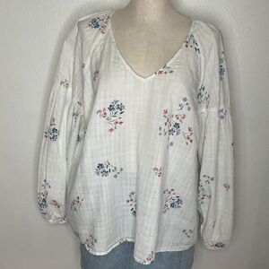 White Floral V-Neck Peasant Blouse Lightweight Cotton Blend